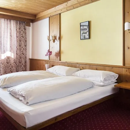 Hotel Sporthotel Kurzras 3*