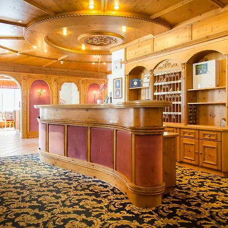 Sporthotel Kurzras Hotel 3*